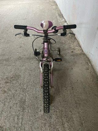 Bicicleta infantil 18 con ruedines