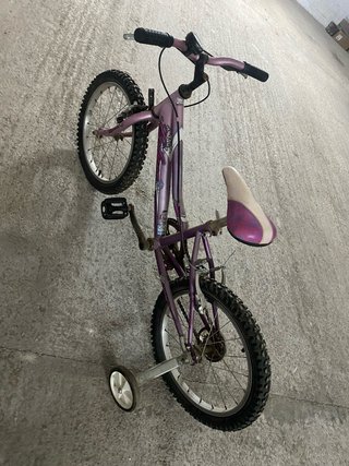 Bicicleta infantil 18 con ruedines