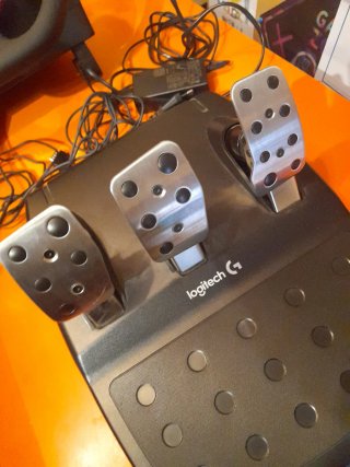 Volante Logitech PS4/PS5/PC