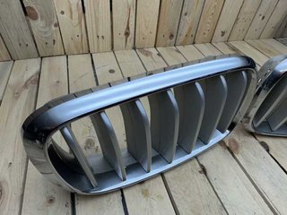 PARRILLA ORIGINAL BMW X5 M50 F15