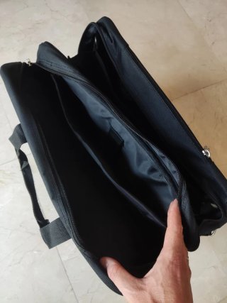 Maletín para portatil con ruedas