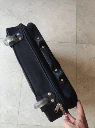 Maletín para portatil con ruedas