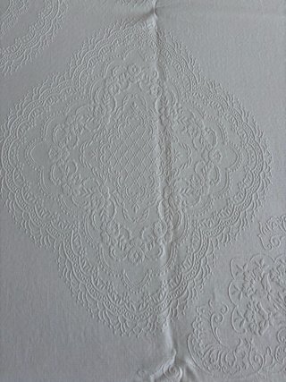 Copriletto matrimoniale bianco in cotone