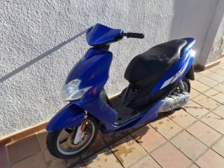 Yamaha Jog R refrigerada por agua