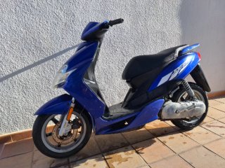 Yamaha Jog R refrigerada por agua