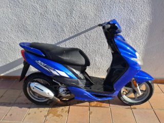 Yamaha Jog R refrigerada por agua