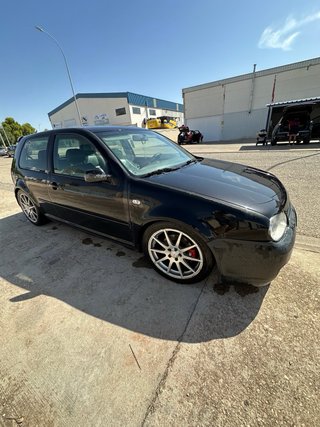 Volkswagen Golf 2002