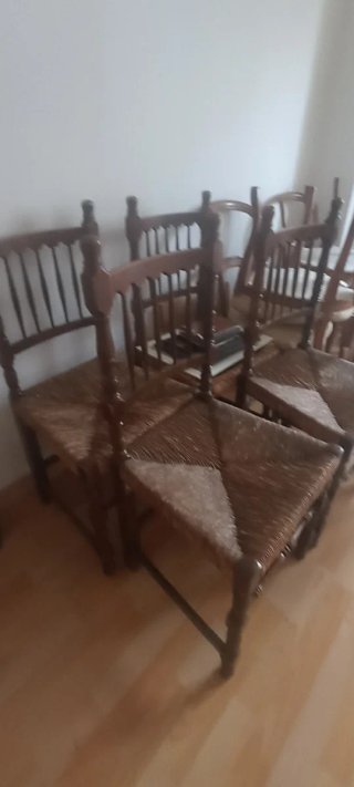 Mesa de comedor madera oscura