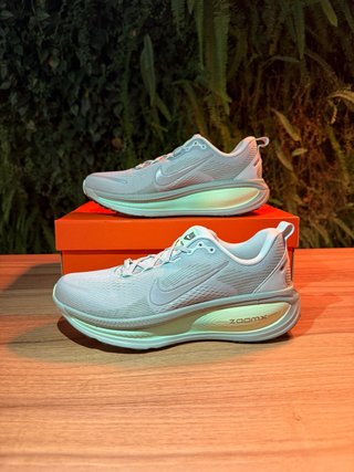 Nike Vomero 18