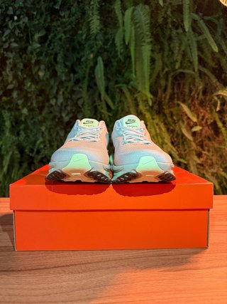 Nike Vomero 18