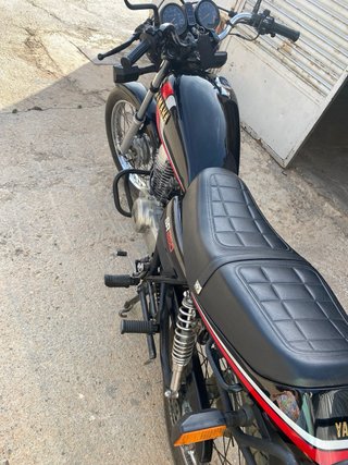Yamaha SR250 '86 Negra
