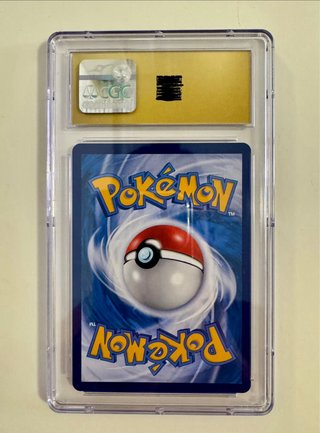 Carta Pikachu Legendary Clash CGC 10 Pristine