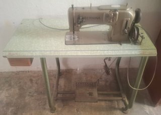 Máquina de coser Bernina 217 Industrial Suiza