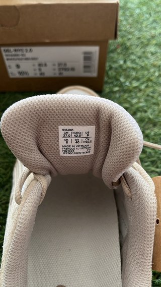 Zapatillas Asics Beige/Crema