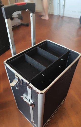Estuche Maquillaje Portátil con Ruedas