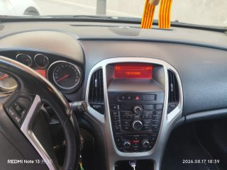 Opel Astra 2010