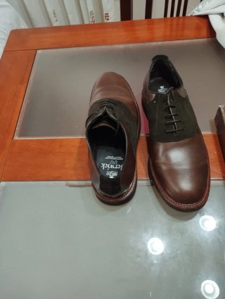 Zapatos Clásicos Berwick 1707 Marrones
