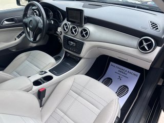 Mercedes-Benz GLA 200 URBAN
