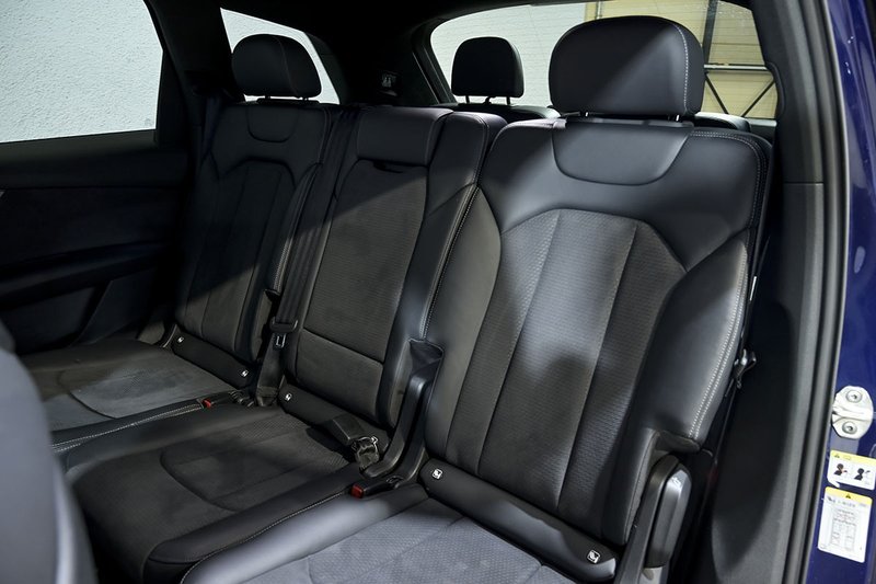 Audi Q7 2022, foto 18