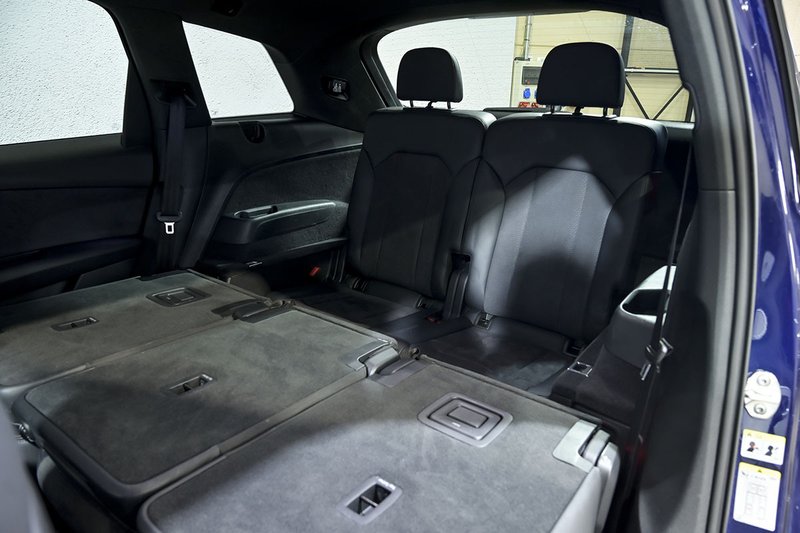 Audi Q7 2022, foto 20