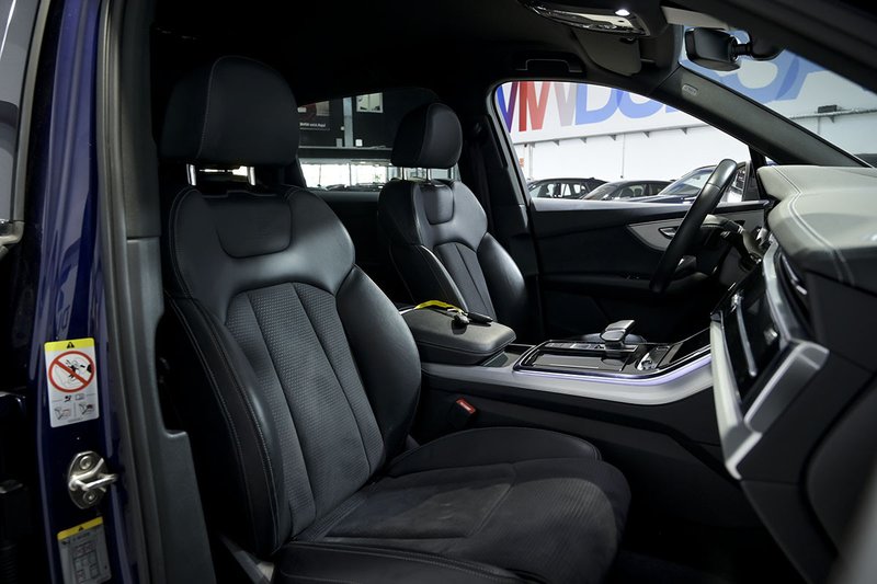 Audi Q7 2022, foto 30