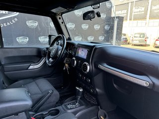 Jeep Wrangler Rubicon  2012