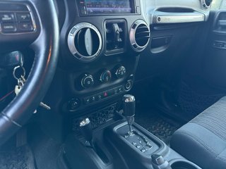 Jeep Wrangler Rubicon  2012