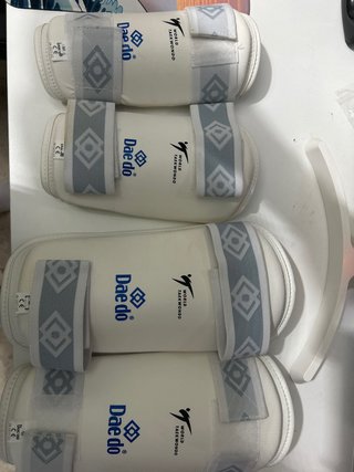 Protecciones Taekwondo Daedo Brazos y Piernas
