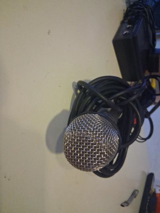 Amplificador Silvercrest con Micrófono