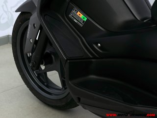 YAMAHA X-MAX 300 -APTA A2-