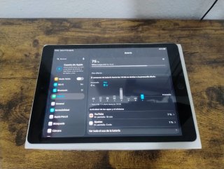 iPad 9ª Gen Plata + Accesorios ( Leer descripción)