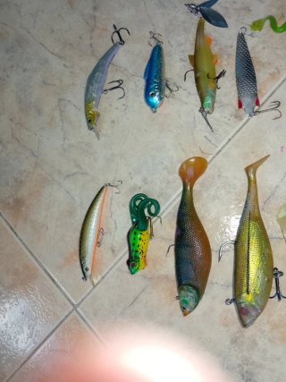 Lote señuelos pesca depredadores