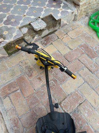Triciclo eléctrico para despiece o reparacion