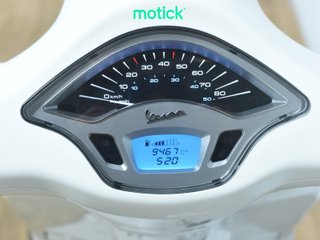 VESPA PRIMAVERA 50