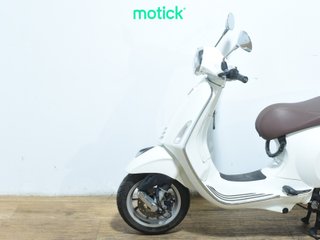 VESPA PRIMAVERA 50
