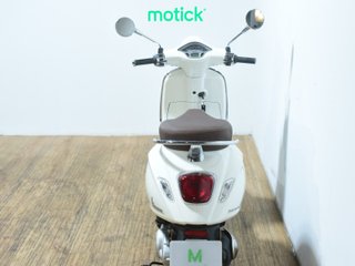 VESPA PRIMAVERA 50