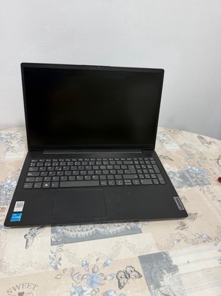 Lenovo V15 G2-ITL Negro