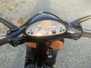 Vespa 125 ET4 Negra