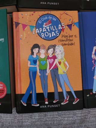 Libros zapatillas rojas