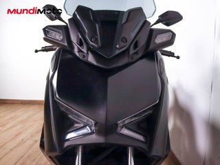 YAMAHA X-MAX 125