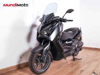 YAMAHA X-MAX 125