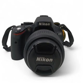 CAMARA NIKON D5100 +OBJETIVO 18-55MM + FUNDA + CARGADOR + BATERIA