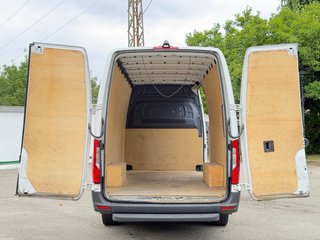 Mercedes Sprinter Manual Larga 7 Metros L3H2 2023