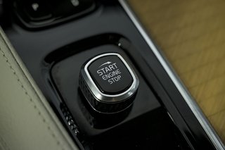 Volvo S90 2.0 B4 G Momentum Pro Auto