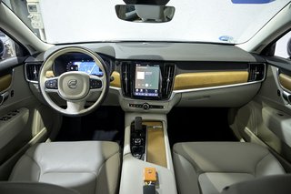 Volvo S90 2.0 B4 G Momentum Pro Auto
