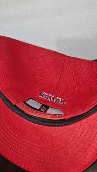 Gorra New Era Tampa Bay Buccaneers Roja