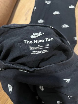 Camiseta Nike Logo All Over Talla XL Junior