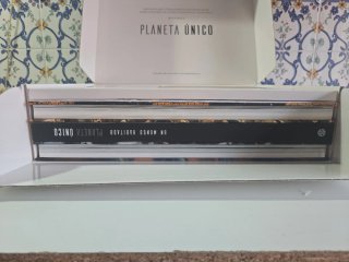 CAJA LIBROS PLANETA UNICO