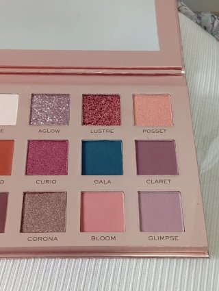 Paleta de sombras de Revolution