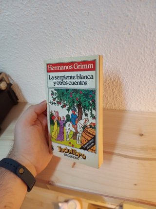 La serpiente blanca y otros cuentos